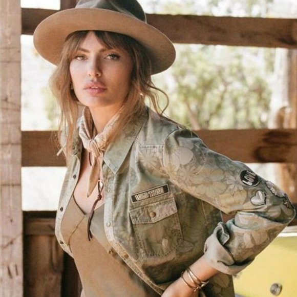 NWT Spell & the Gypsy Collective Designs Eden Camo Jacket Sz XXS